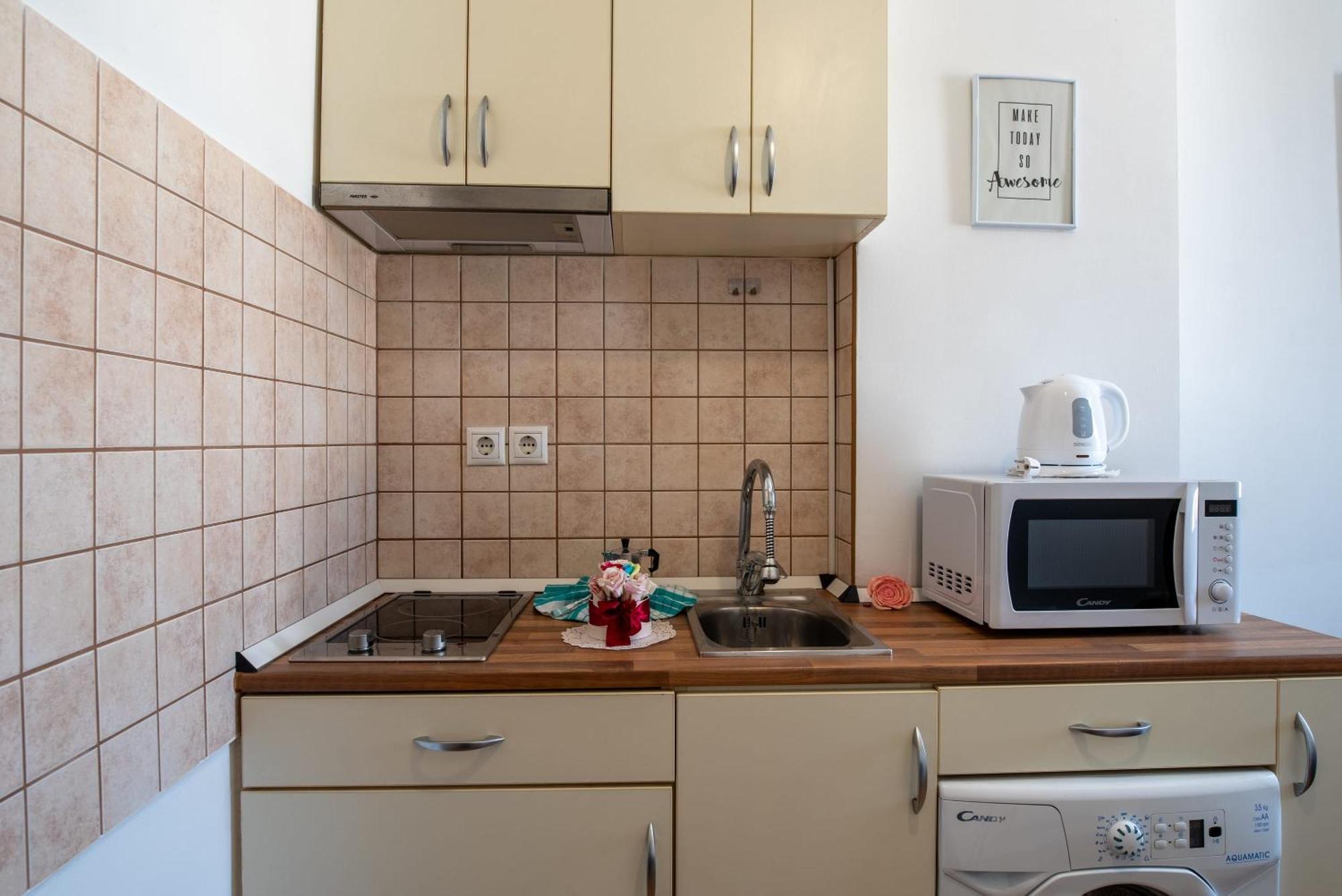 Central - Bright - Calm Studio For Solo Travellers Boedapest Buitenkant foto