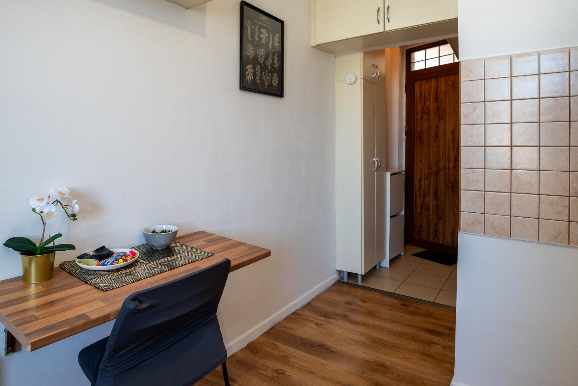 Central - Bright - Calm Studio For Solo Travellers Boedapest Buitenkant foto